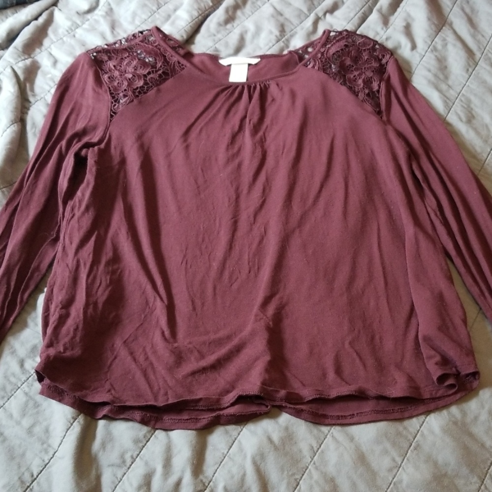 ❣ Free With Bundle *H&M Shirt ❣